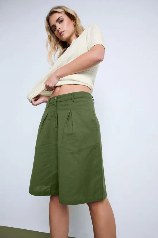 Petite Linen Bermuda Shorts